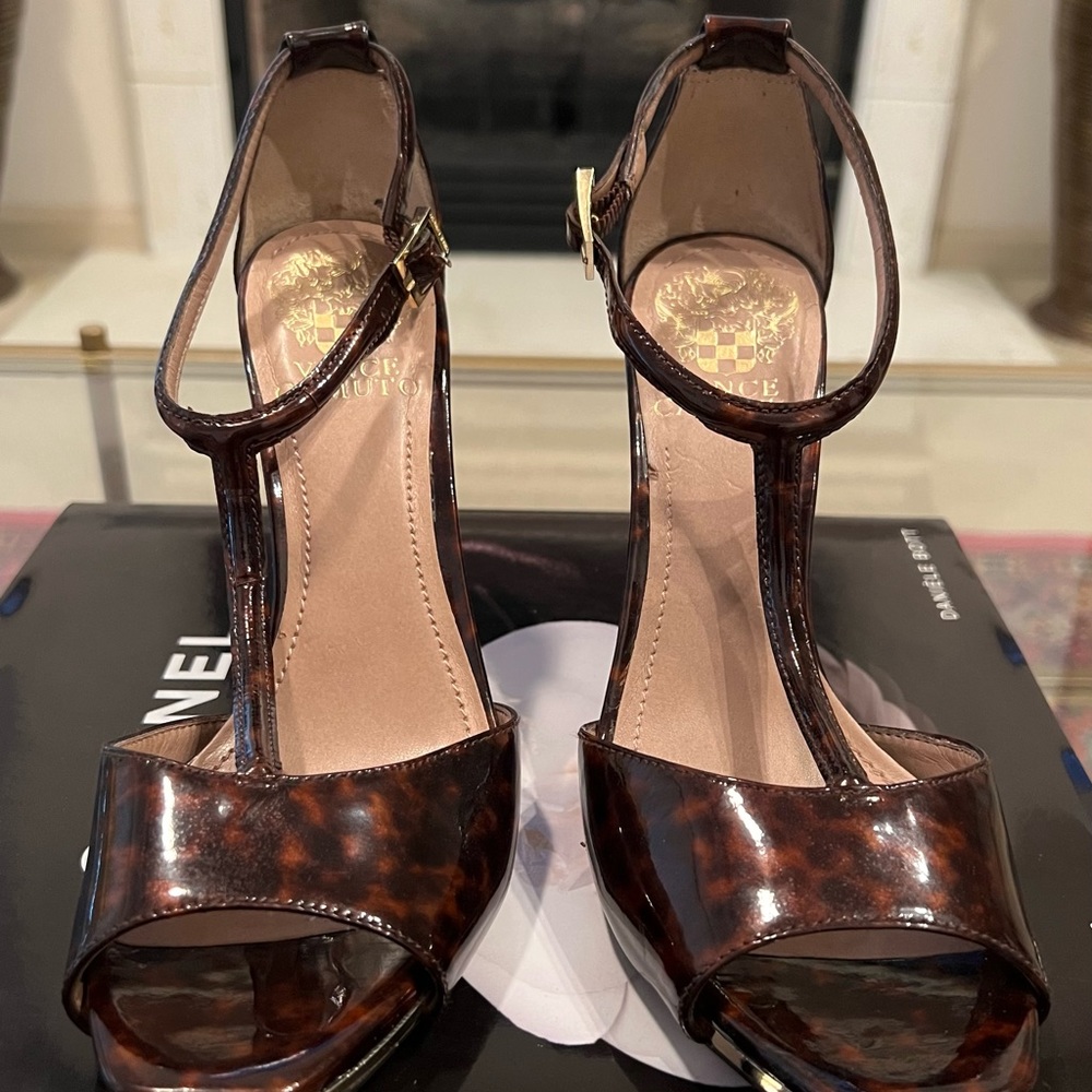 Vince Camuto Tortoise Shell Sandal